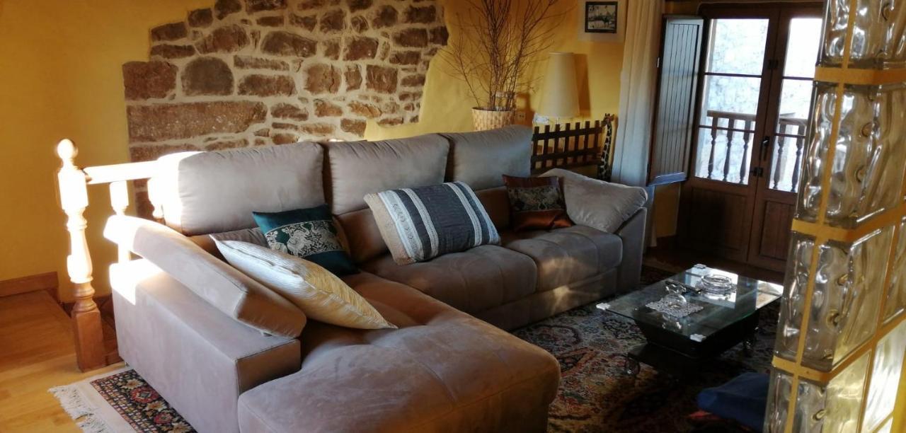 Loma SomeraCasa Acogedora En Pueblo De Montana别墅 外观 照片